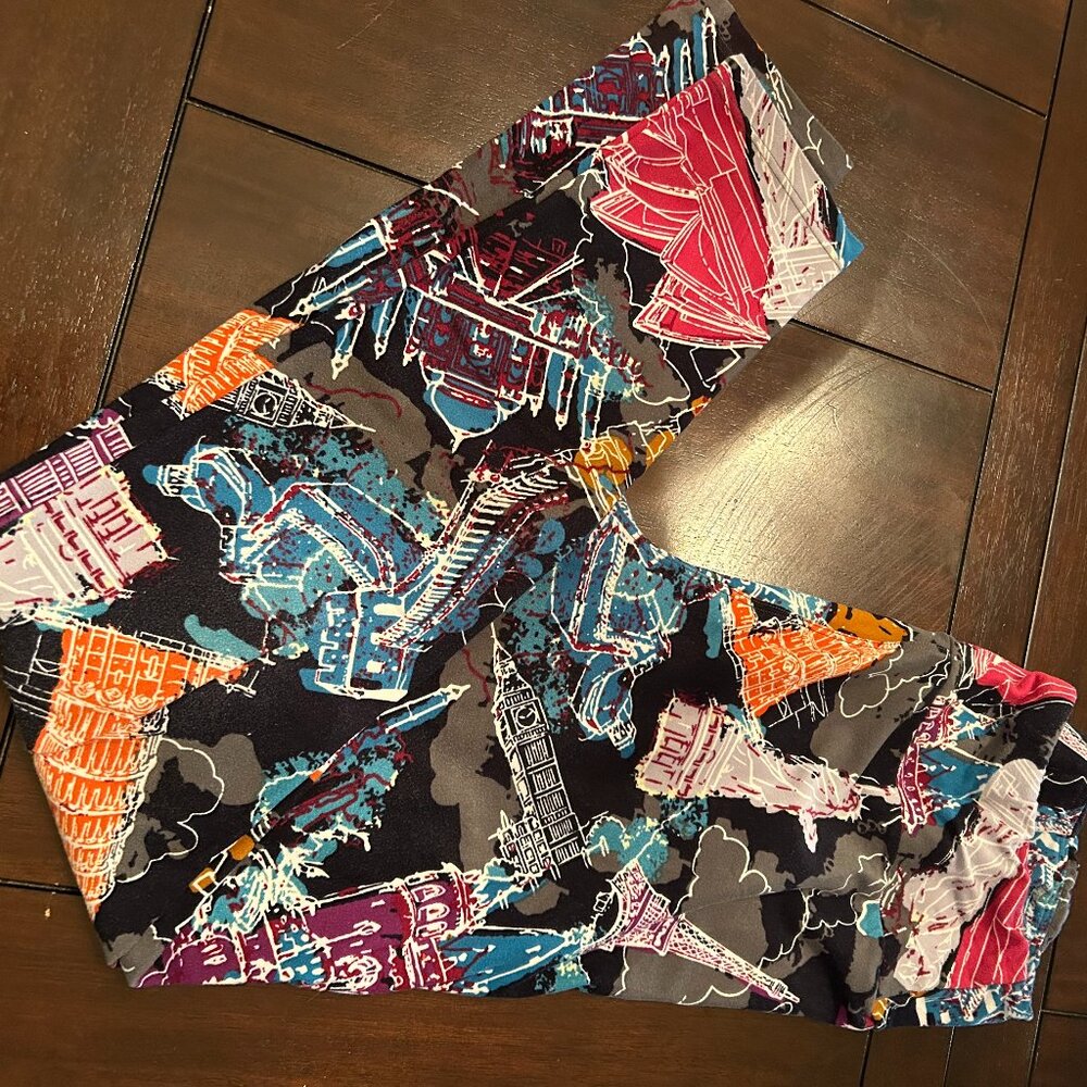Monuments Lularoe Leggings OS